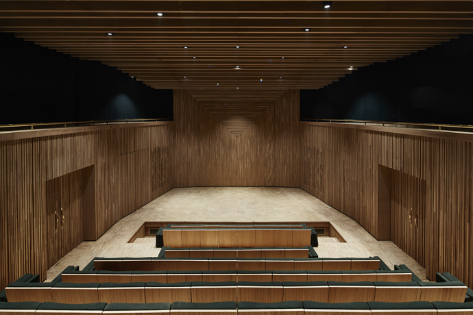 At Musée Yves Saint Laurent Marrakech, a multipurpose recital hall offers intimacy, flexibility, and exceptional acoustics