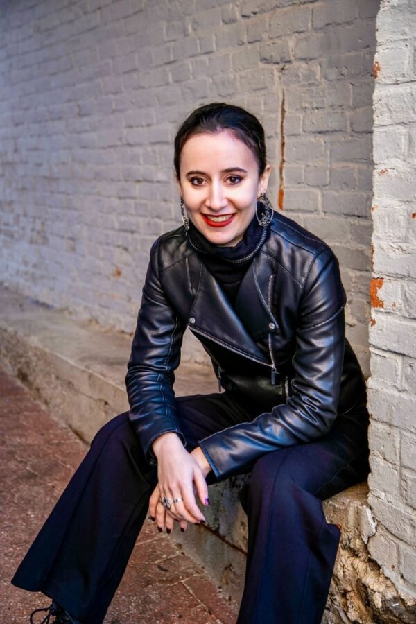 Elizabeth-Compere
