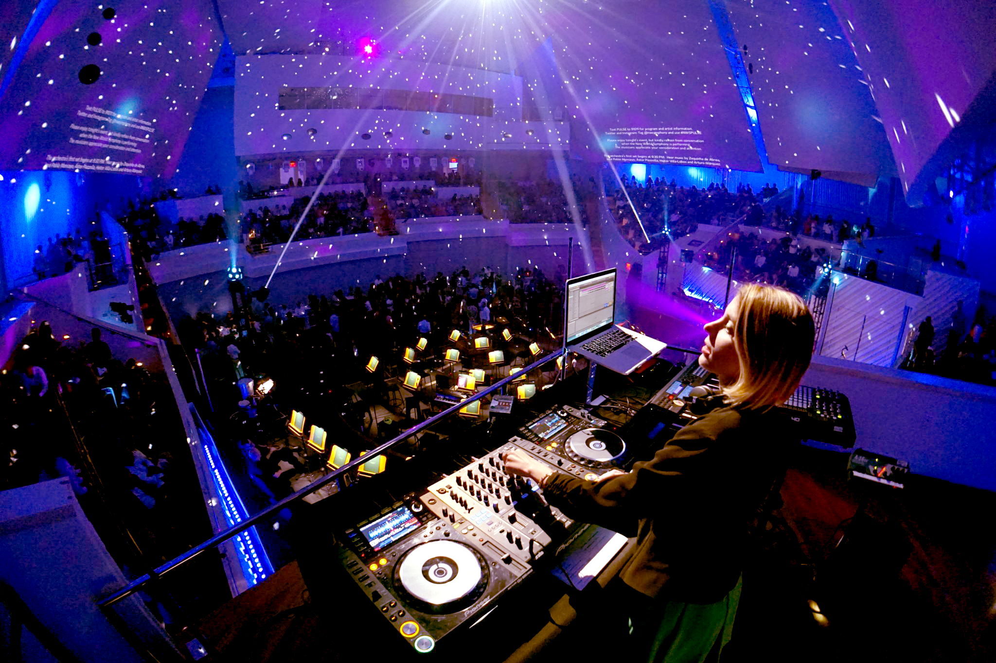 Booking & programming (venue & festival)